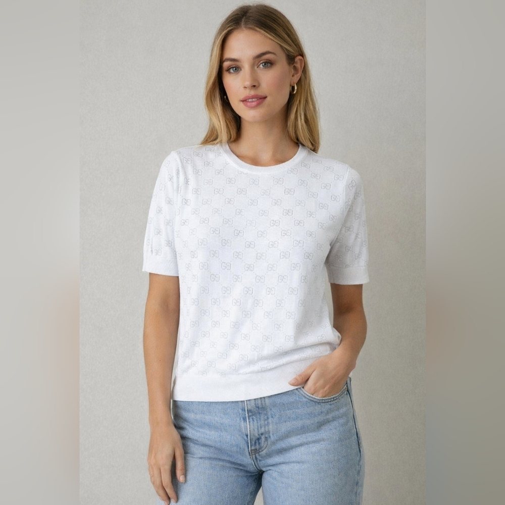 White Short-Sleeve Knit Top - Classic Women's Tee